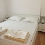 Orchidea 1 Apartamento *
