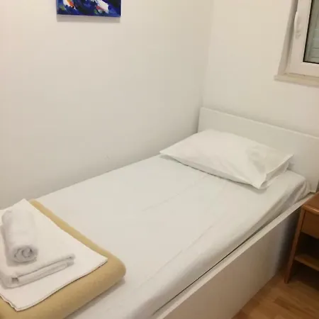 Orchidea 1 דירה *